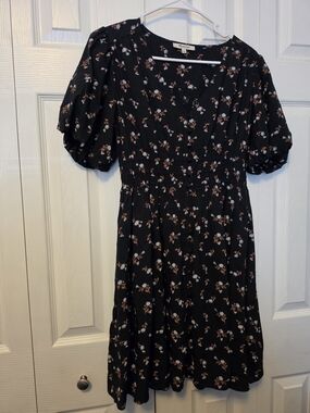 Madewell Black Floral Puff-Sleeve Midi Dress